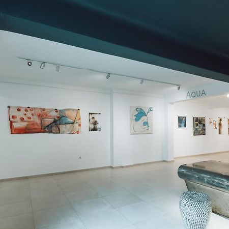 Art Hotel Santorini (Adults Only) Pýrgos Exteriör bild