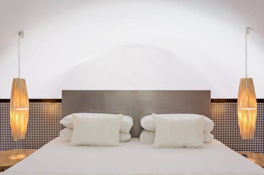 Art Hotel Santorini (Adults Only) Pýrgos Exteriör bild